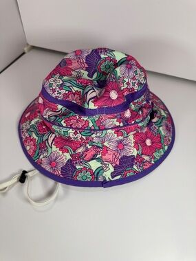 Sunday Afternoons Kids Beach Sun Hat FLORAL Strap Neck Protection Medium 2-5